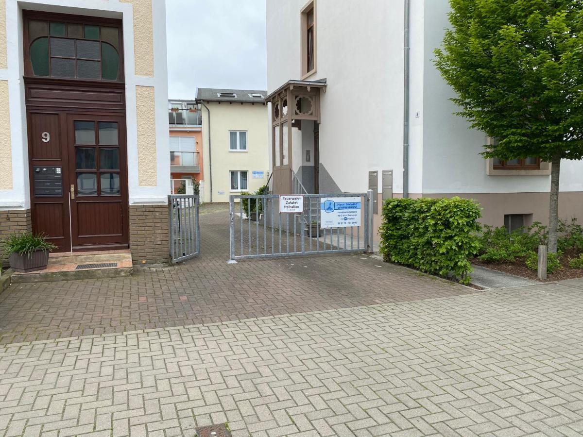 Haus Seewind Warnemuende Росток Екстер'єр фото